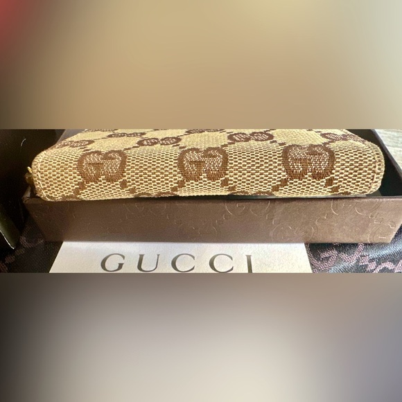 Gucci GG Canvas w Leather Micro Mini Chain Pouch Bag - Picture 6 of 16